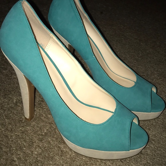 Elle Shoes - High heels